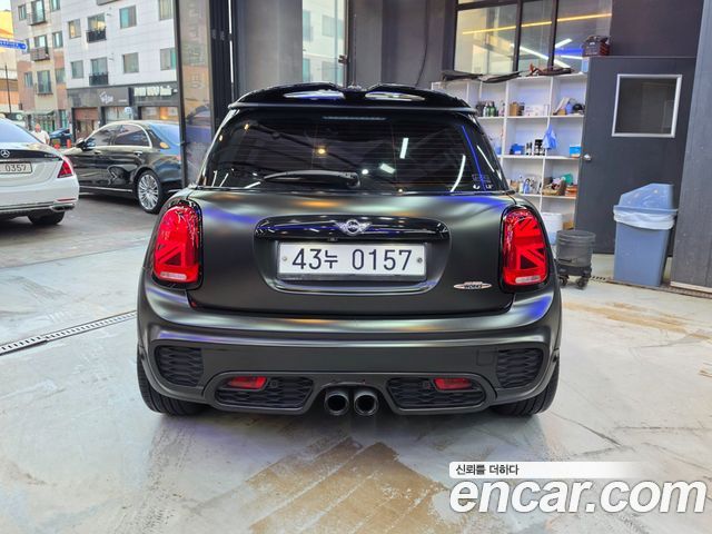 Mini Cooper 2017 — photo 4