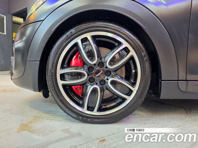 Mini Cooper 2017 — photo 7