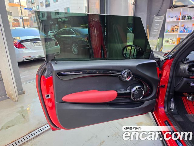 Mini Cooper 2017 — photo 16
