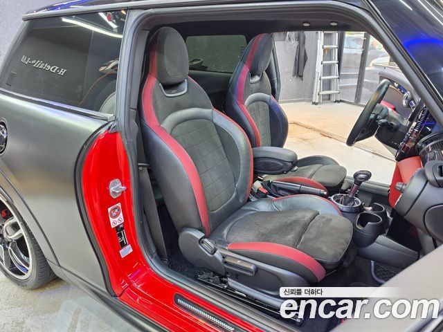 Mini Cooper 2017 — photo 18