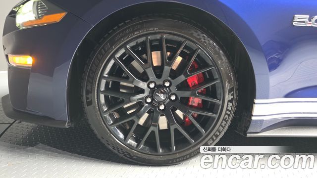 Ford Mustang 2019 — photo 5