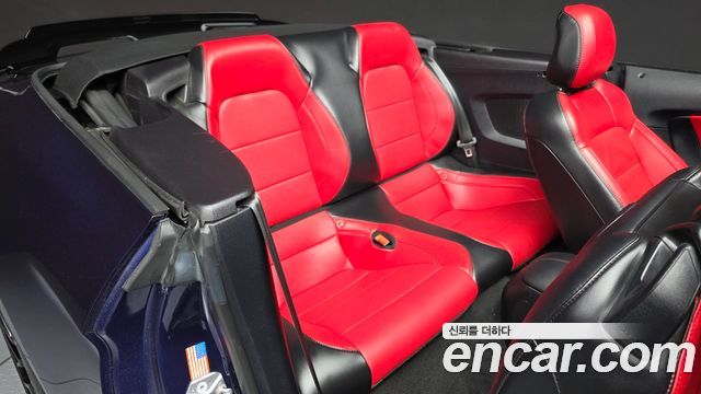 Ford Mustang 2019 — photo 12