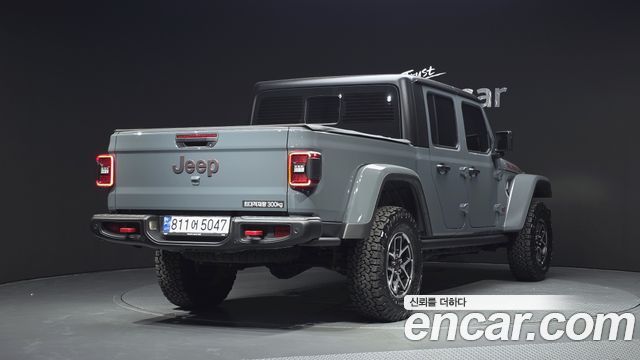 Jeep Gladiator 2025 — photo 2