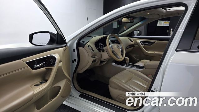 Nissan Altima 2014 — photo 10