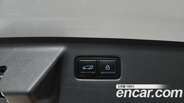 Hyundai Santafe 2024 — photo 17
