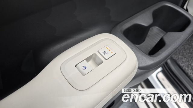 Hyundai Santafe 2024 — photo 19