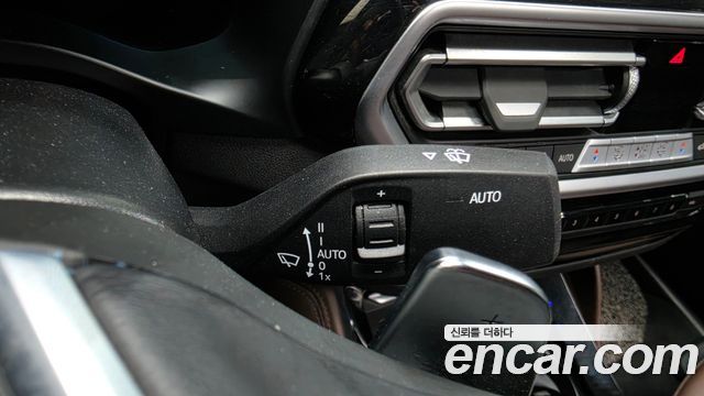 BMW X4 2022 — photo 28