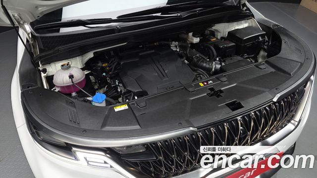 Kia Canival 2023 — photo 6
