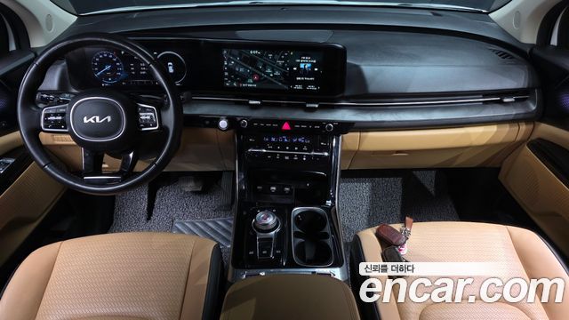Kia Canival 2023 — photo 10