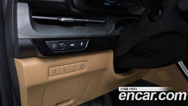 Kia Canival 2023 — photo 29