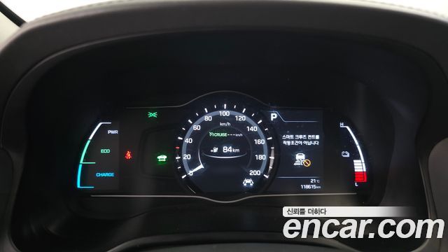 Hyundai Ioniq 2017 — photo 11