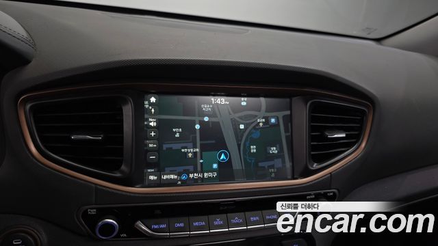 Hyundai Ioniq 2017 — photo 20