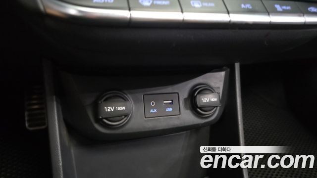 Hyundai Ioniq 2017 — photo 30