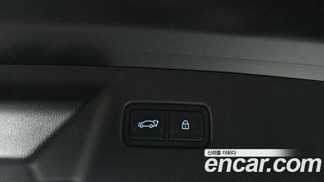 Hyundai Santafe 2024 — photo 16