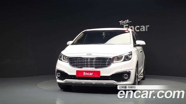Kia Canival 2016 — photo 3