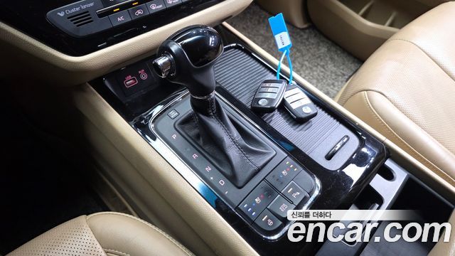 Kia Canival 2016 — photo 12
