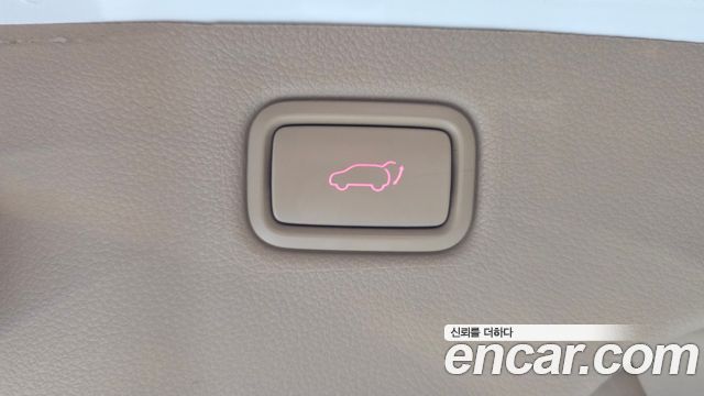 Kia Canival 2016 — photo 32