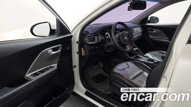 Kia Niro 2017 — photo 13