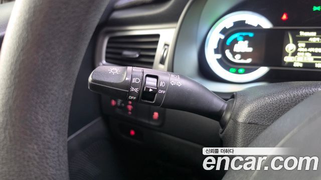 Kia Niro 2017 — photo 27