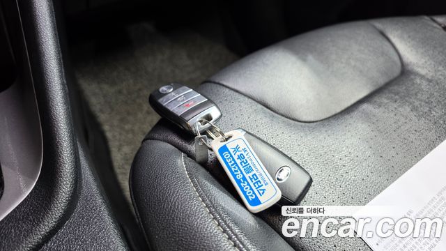 Kia Niro 2017 — photo 29