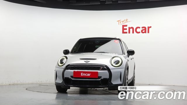 Mini Cooper 2022 — photo 3