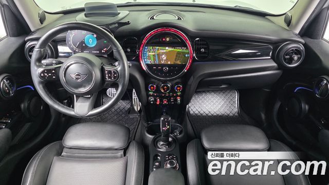 Mini Cooper 2022 — photo 10