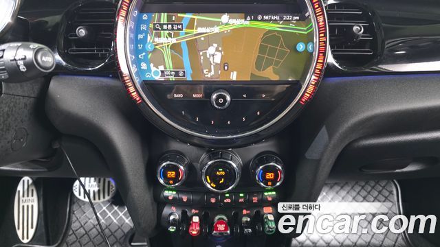 Mini Cooper 2022 — photo 20