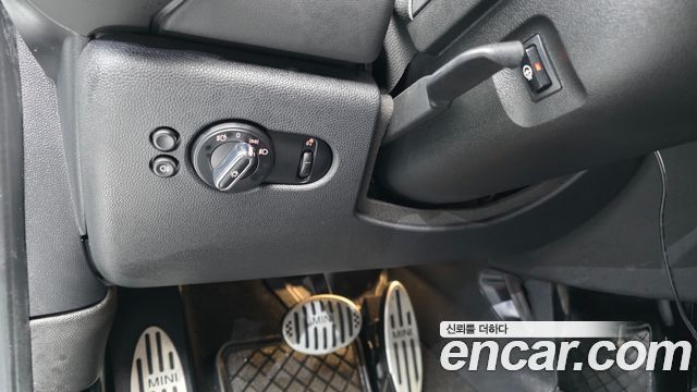 Mini Cooper 2022 — photo 23