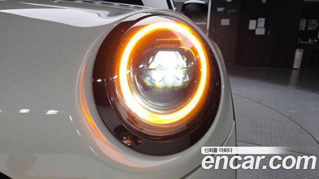 Mini Cooper 2022 — photo 8