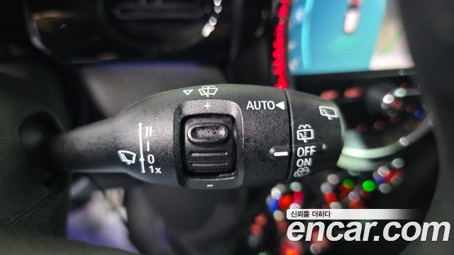 Mini Cooper 2022 — photo 30