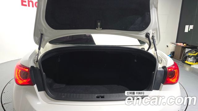 Infiniti Q50 2014 — photo 20