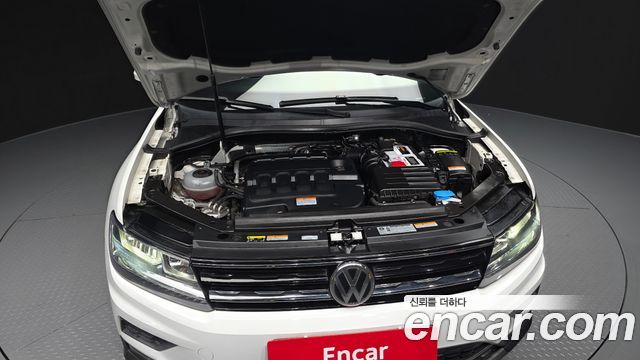 Volkswagen Tiguan 2020 — photo 6