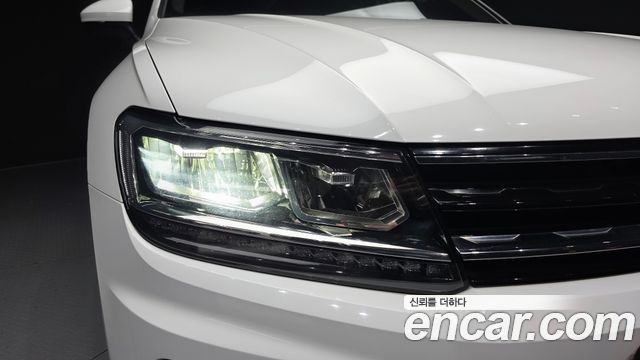 Volkswagen Tiguan 2020 — photo 8