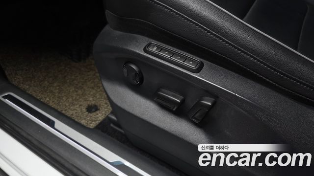 Volkswagen Tiguan 2020 — photo 27