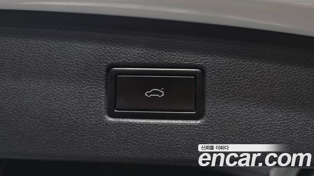 Volkswagen Tiguan 2020 — photo 30