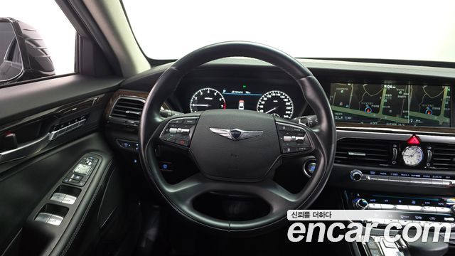 Genesis EQ900 2016 — photo 12