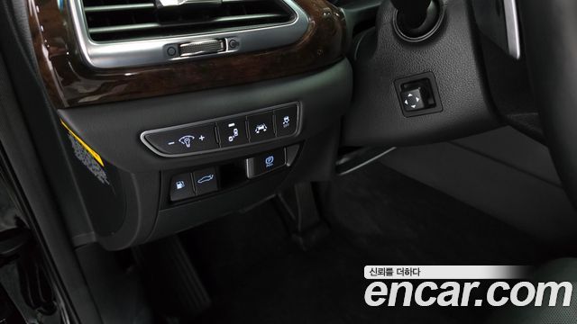 Genesis EQ900 2016 — photo 19