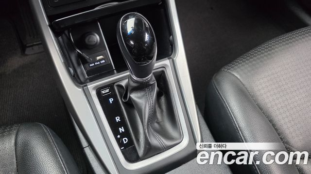 Hyundai AVANTE 2014 — photo 9