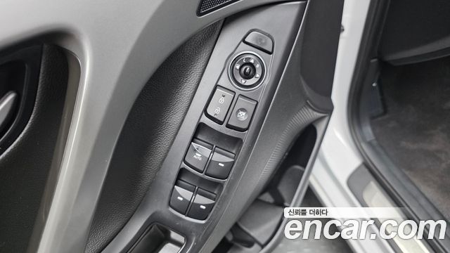 Hyundai AVANTE 2014 — photo 18