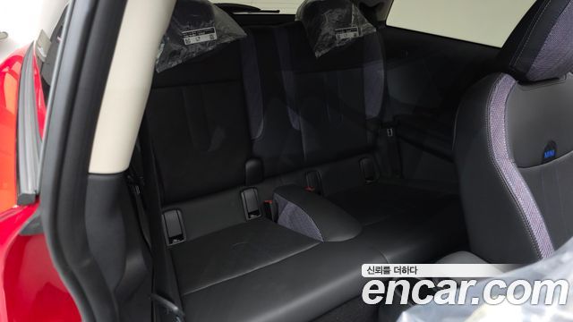 Mini Cooper 2025 — photo 18