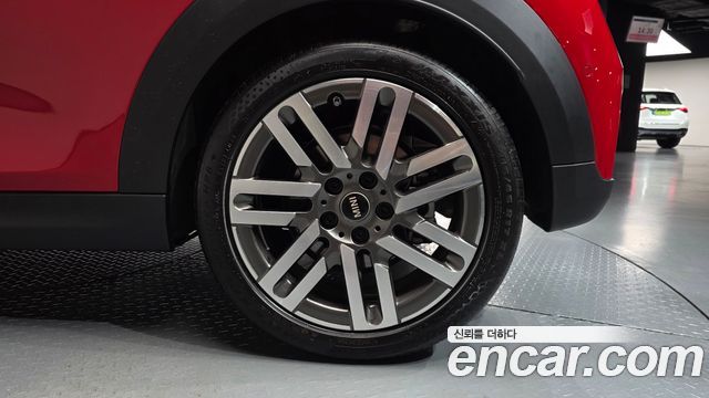 Mini Cooper 2025 — photo 7