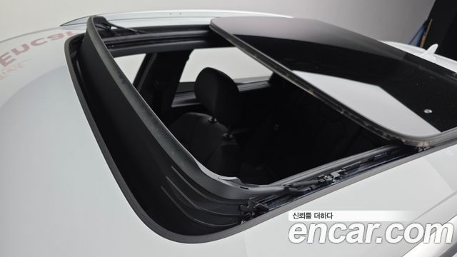 Audi Q5 2022 — photo 25