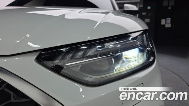 Audi Q5 2022 — photo 8