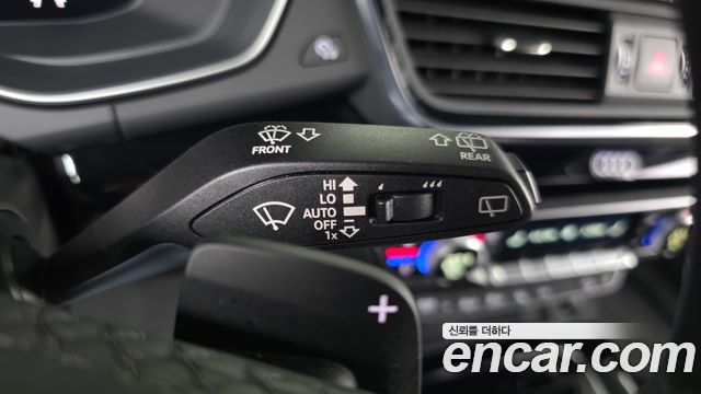 Audi Q5 2022 — photo 34