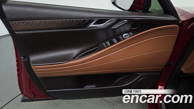 Genesis G80 2022 — photo 14
