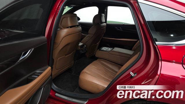 Genesis G80 2022 — photo 16