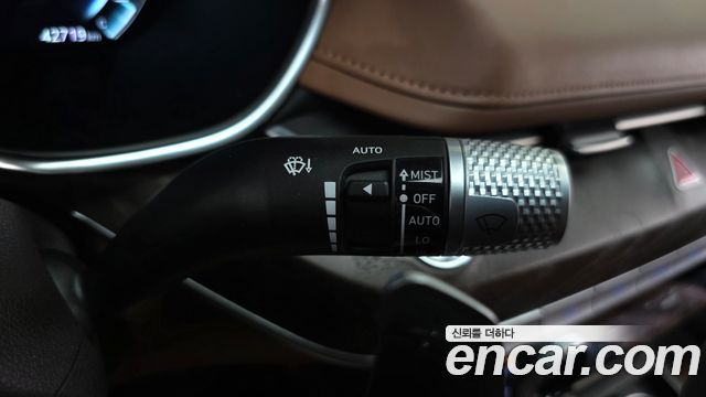 Genesis G80 2022 — photo 33