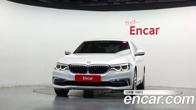 BMW 5-Series 2020 — photo 3