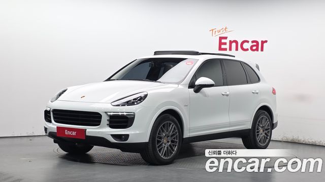 Porsche Cayenne 2017 — photo 1