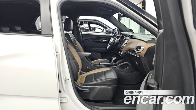 Chevrolet Korea Trailblazer 2022 — photo 17